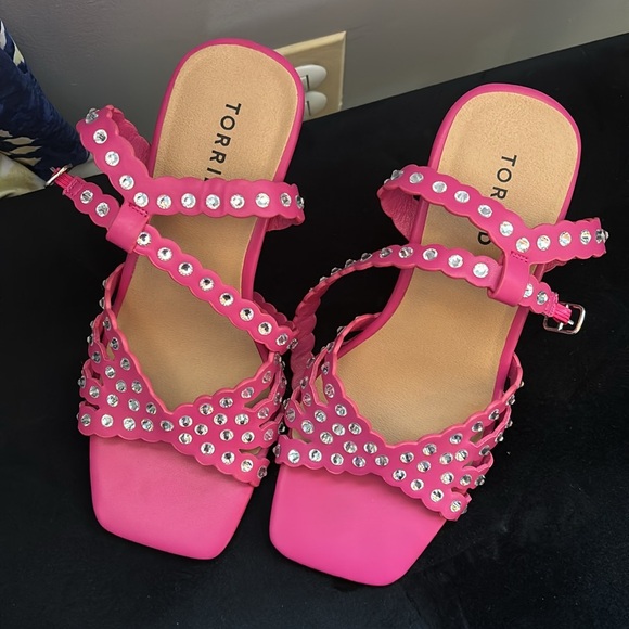 Pink Strappy Sandals with rhinestones -Torrid - Picture 7 of 11